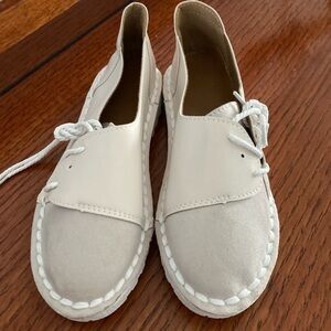 Native Boat Shoes FASHION slip on travel shoes NEW size 38